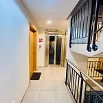 Apartment Spacious & Modern 1 Bedroom Near Lauluvaeljak- Tallinn