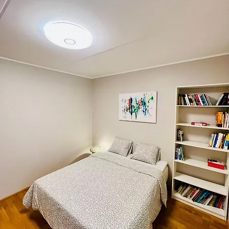 Spacious & Modern 1 Bedroom Near Lauluvaeljak- * Tallinn
