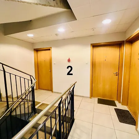 Spacious & Modern 1 Bedroom Near Lauluvaeljak- Apartament *