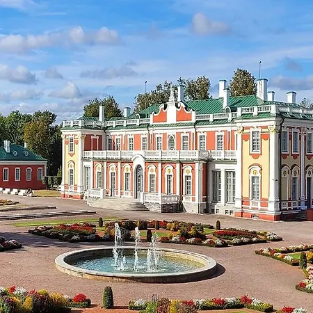 Spacious & Modern 1 Bedroom Near Lauluvaeljak- Apartment Reval