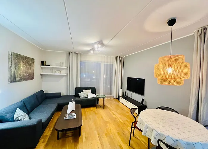 Apartament Spacious & Modern 1 Bedroom Near Lauluvaeljak- *