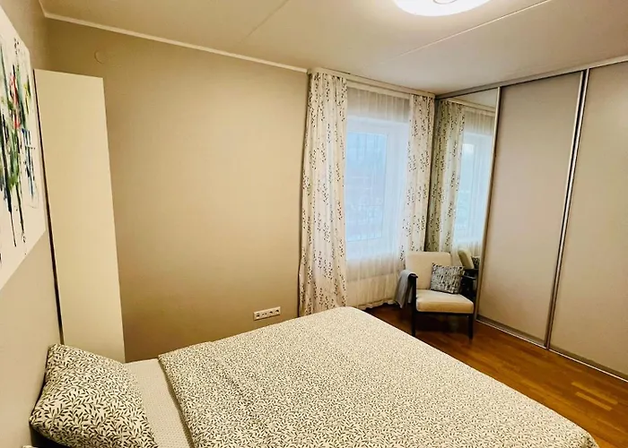 Appartement Spacious & Modern 1 Bedroom Near Lauluvaeljak- *