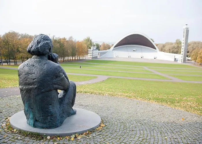 Apartament Spacious & Modern 1 Bedroom Near Lauluvaeljak-