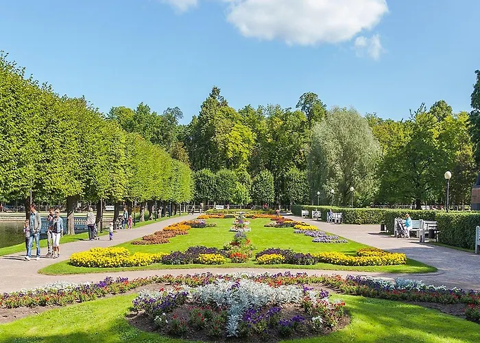 Appartement Spacious & Modern 1 Bedroom Near Lauluvaeljak- *